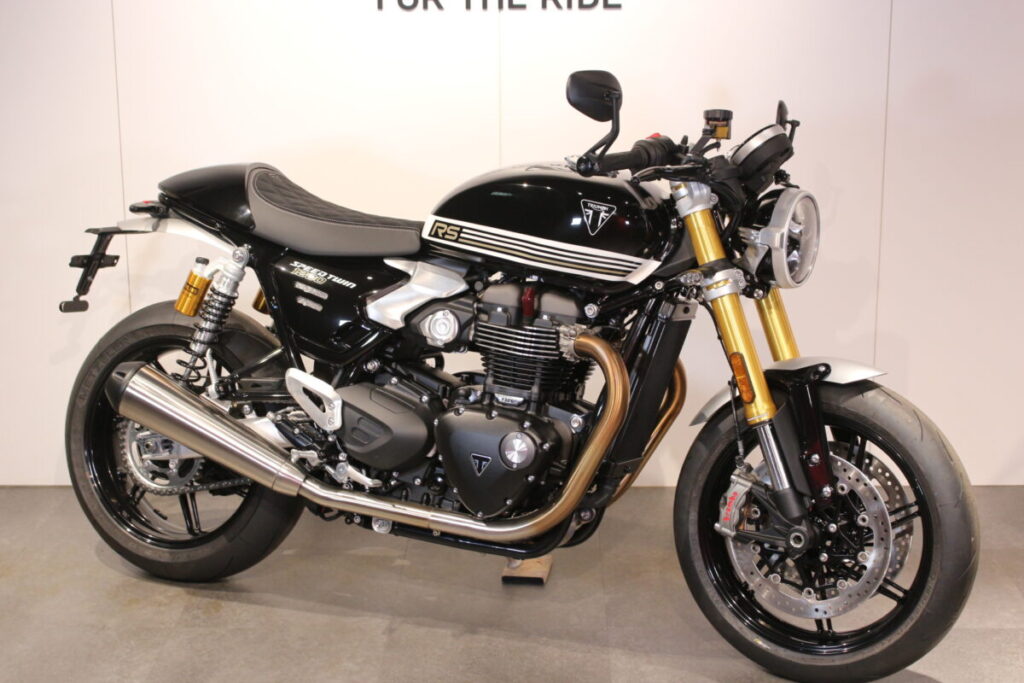 SpeedTwin1200RS カフェレーサーカスタム